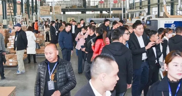 鑫迪木门李军：应对木门行业洗牌，鑫迪将继续前行！