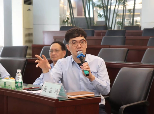 两大涂料协会莅临东莞大宝漆化工调研