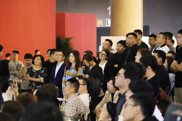 广州设计周 |欧哲门窗首次携新品惊艳亮相,领先时代“自由”宣言!
