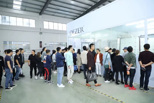 广州设计周 |欧哲门窗首次携新品惊艳亮相,领先时代“自由”宣言!