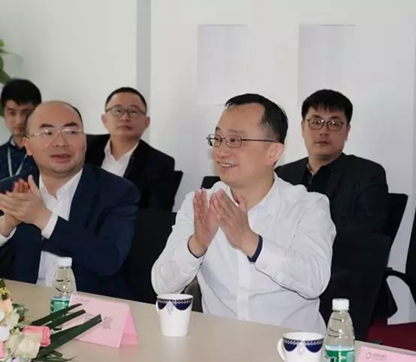 梅州市委书记陈敏率队考察欧瑞博，体验欧瑞博智能家居产品及系统！
