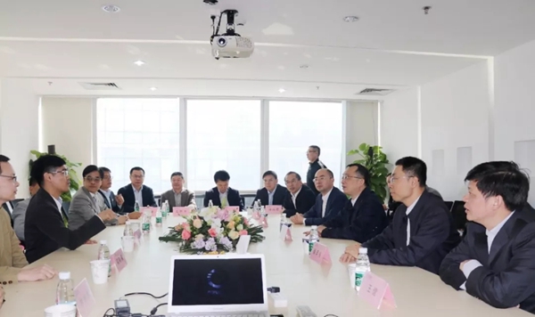 梅州市委书记陈敏率队考察欧瑞博，体验欧瑞博智能家居产品及系统！