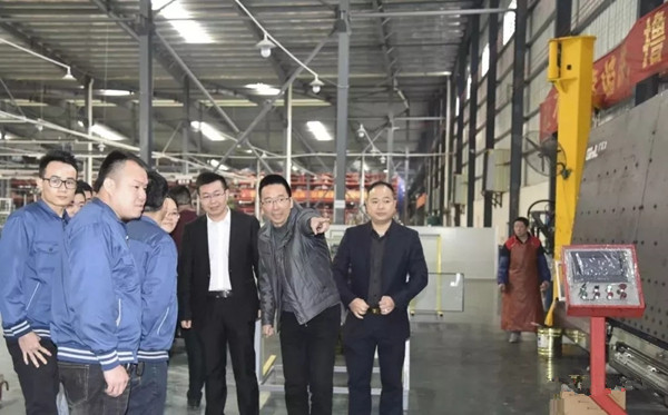 其邦门窗迎福临门董事长梁晓东携管理团队前来参观交流