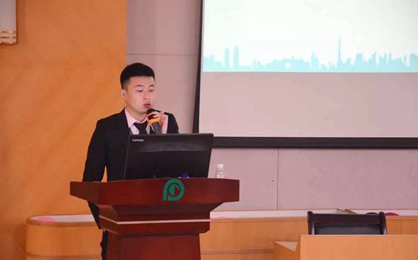 合和建筑五金销售系统2018年终总结大会圆满结束！