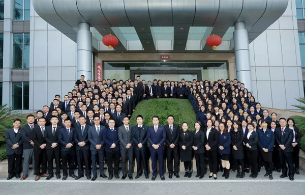 合和建筑五金销售系统2018年终总结大会圆满结束！