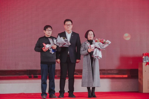 卫士帕门窗系统年终答谢晚会圆满结束！