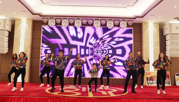 简纳斯整体门窗2019年联欢盛宴圆满结束！