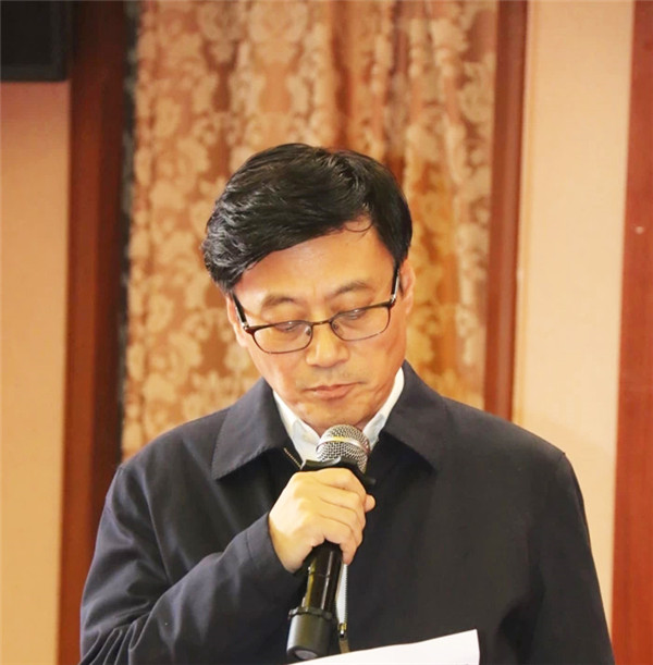 定制风云，顶峰盛汇|定峰汇2018年年会暨总部成立大会