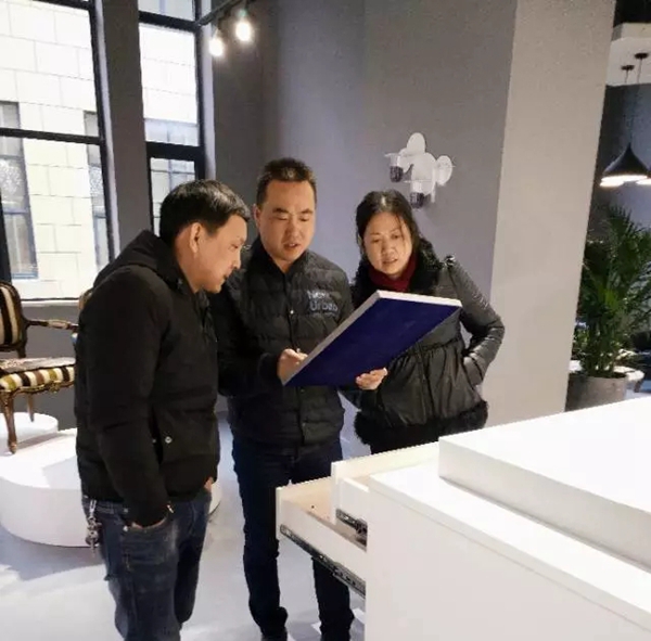 华润家具漆2019家具新品开发全力冲刺，合肥展示中心顺利落成！