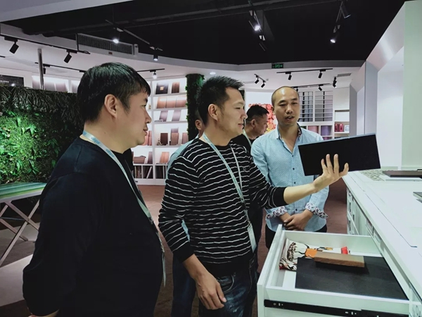 华润家具漆2019家具新品开发全力冲刺，合肥展示中心顺利落成！