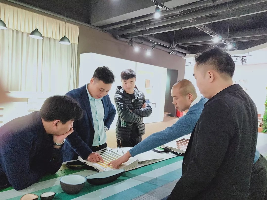 华润家具漆2019家具新品开发全力冲刺，合肥展示中心顺利落成！