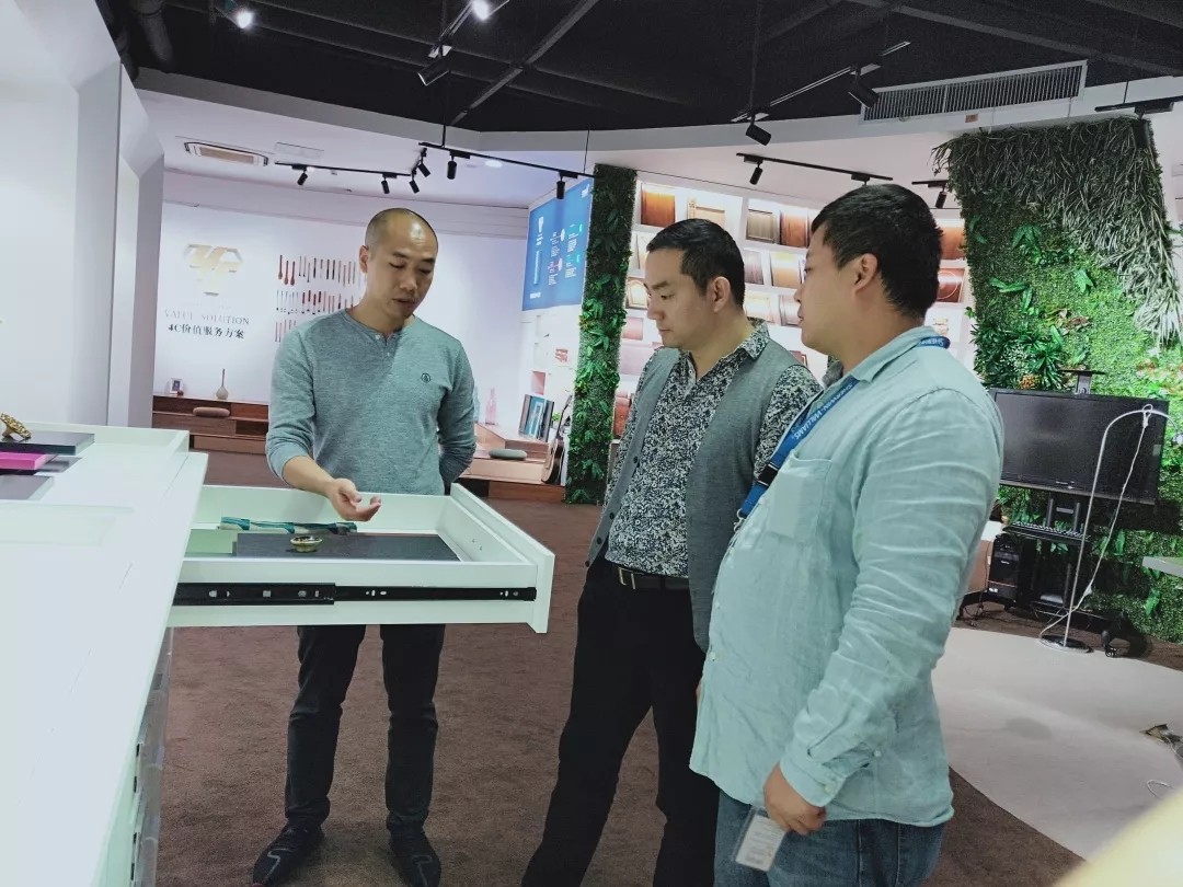 华润家具漆2019家具新品开发全力冲刺，合肥展示中心顺利落成！