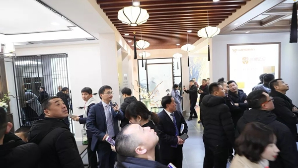 中原集团二〇一八年度全国经销商大会圆满闭幕!