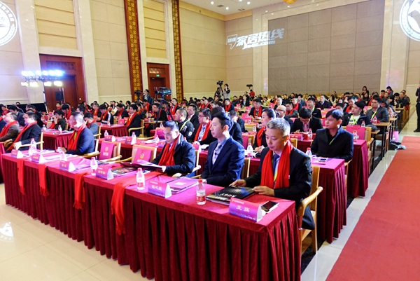 墙纸墙布行业经销商大调查|回顾这些瞬间,惊觉墙纸墙布人都是“追梦人”!