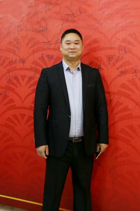 伟天家居邓小伟：秉承归零心态，做实质发展