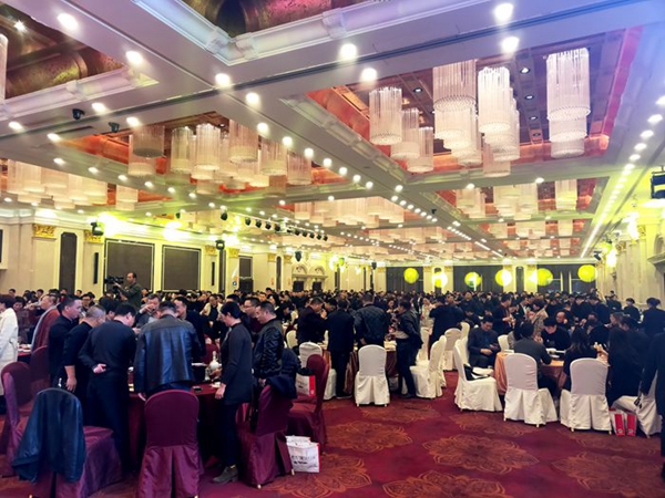 怡发门窗“新5年·新定义 ”2019迎新晚会圆满举办