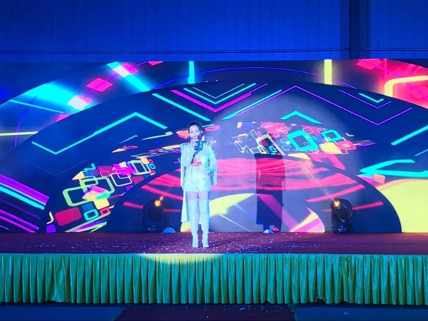 汉森门窗2019年会圆满结束,共创企业辉煌!