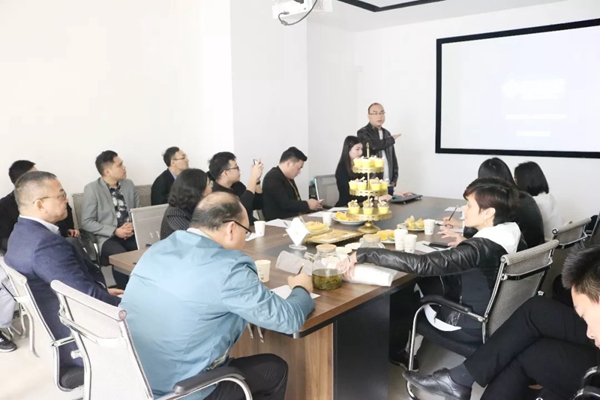 美尼美乔迁之喜:新形象、新征程、新未来