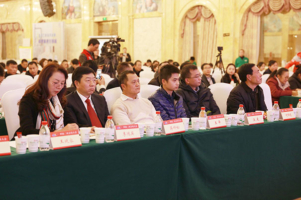 重庆木门 共享平台—重庆木门举行会员大会、年会、团拜会