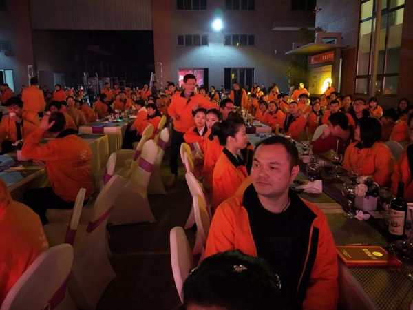 一米阳光门窗2019迎春酒会的圆满落幕!