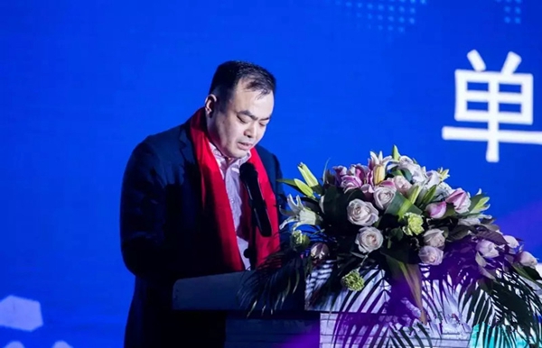宏明泰铝包木窗应邀出席第一届即墨装饰设计行业协会年会!
