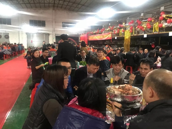 美加集团“鼎新励行”2019新年联欢盛典荣耀落幕