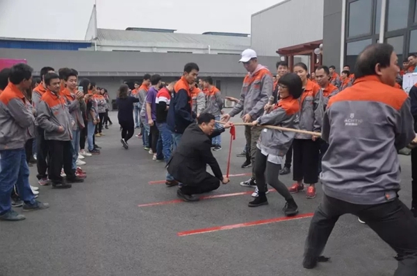 美加集团“鼎新励行”2019新年联欢盛典荣耀落幕