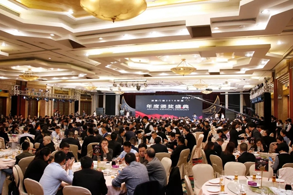 派雅门窗2019年度全国经销商营销战略峰会暨派雅＆天猫新零售总裁培训会圆满结束！