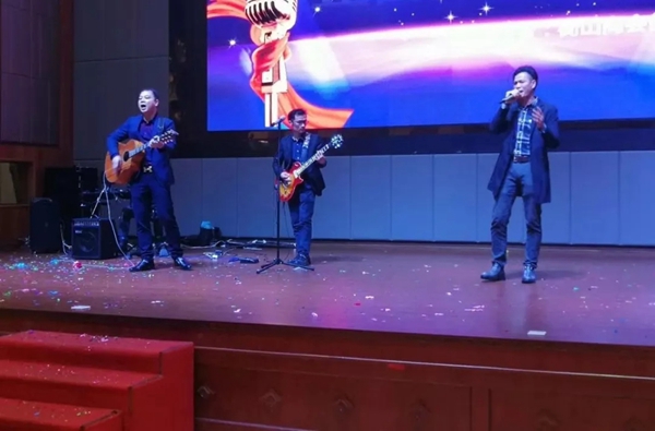 唯美宅配门窗答谢晚宴圆满结束，2019携手共赢引领未来！