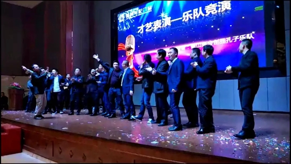 唯美宅配门窗答谢晚宴圆满结束，2019携手共赢引领未来！