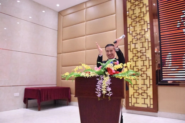 同乐门窗隆重举行2019迎春晚会!