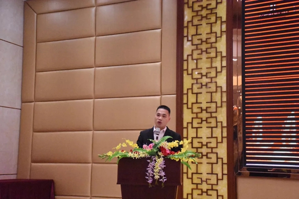 同乐门窗隆重举行2019迎春晚会!