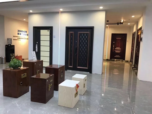忠恒智能门锁旗舰店强势入驻凯里居然之家
