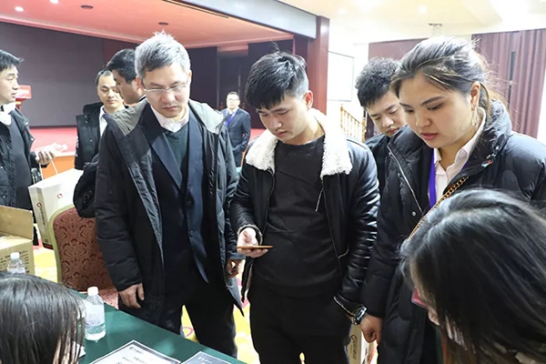 欧邦全屋定制2019新品发布会,招商首战告捷