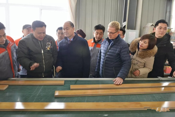 嘉禾年度盛会后迎来瑞典技术指导，工艺又有新飞跃