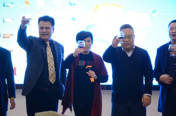 澳普利发门窗2018答谢晚宴圆满举行!