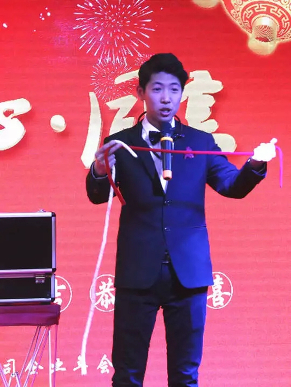 美家美户无缝墙布2018年度颁奖典礼暨新年晚会完美收官!
