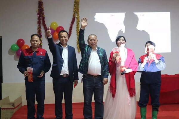 威亚森门窗2019新春年会暨表彰大会圆满举行