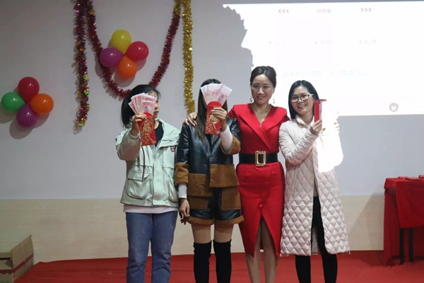 威亚森门窗2019新春年会暨表彰大会圆满举行