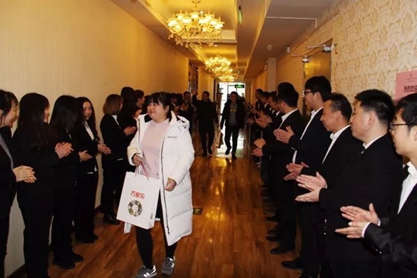 万家乐全屋定制2019“赋能·聚焦·跨越”经销商年会圆满落幕
