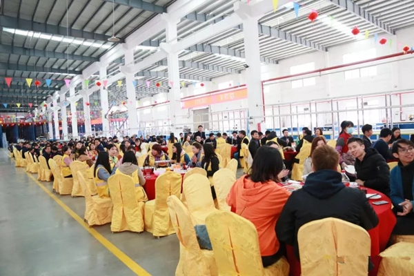 富奥斯门窗2019年新春联欢年会圆满落幕