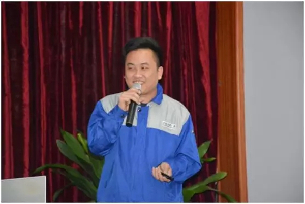 老赖不赖门窗2018年度优秀员工评选大会顺利召开!