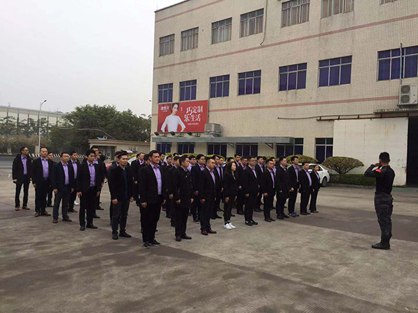 德维尔2019年赋能腾飞,内部培训霸气启航!