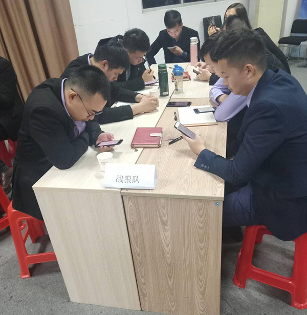 德维尔2019年赋能腾飞,内部培训霸气启航!