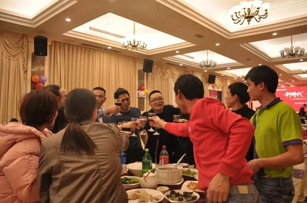 美佰利全屋定制“新时代，新征程”年会盛典精彩绽放