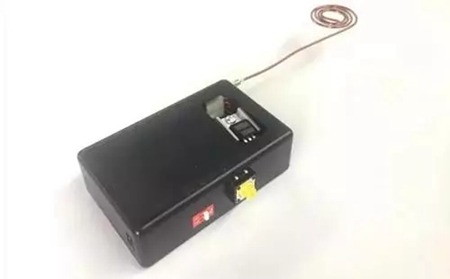 紫光物联智能家居实力证明，UIOT智能门锁用小黑盒打不开！