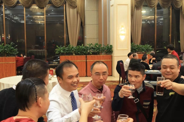 格安15周年庆典暨2019迎新年会圆满绽放！
