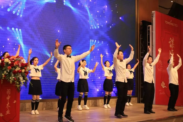 蒂亚娜全屋定制家居2019年会盛典华丽落幕！