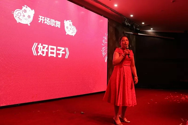 御秀刺绣墙布“2019,掌声送给御秀人”主题年会圆满结束!
