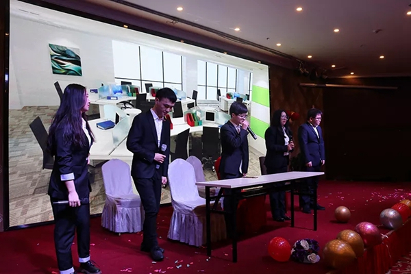 御秀刺绣墙布“2019,掌声送给御秀人”主题年会圆满结束!
